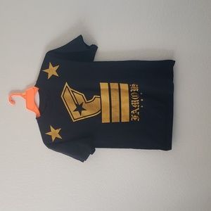 famous stars and straps t shirt